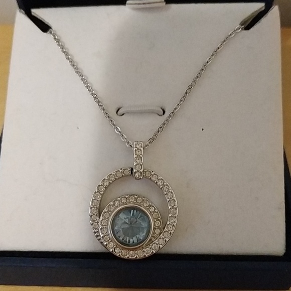 Swarovski necklace - Picture 2 of 7